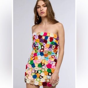 NWT Strapless floral Crochet Dress